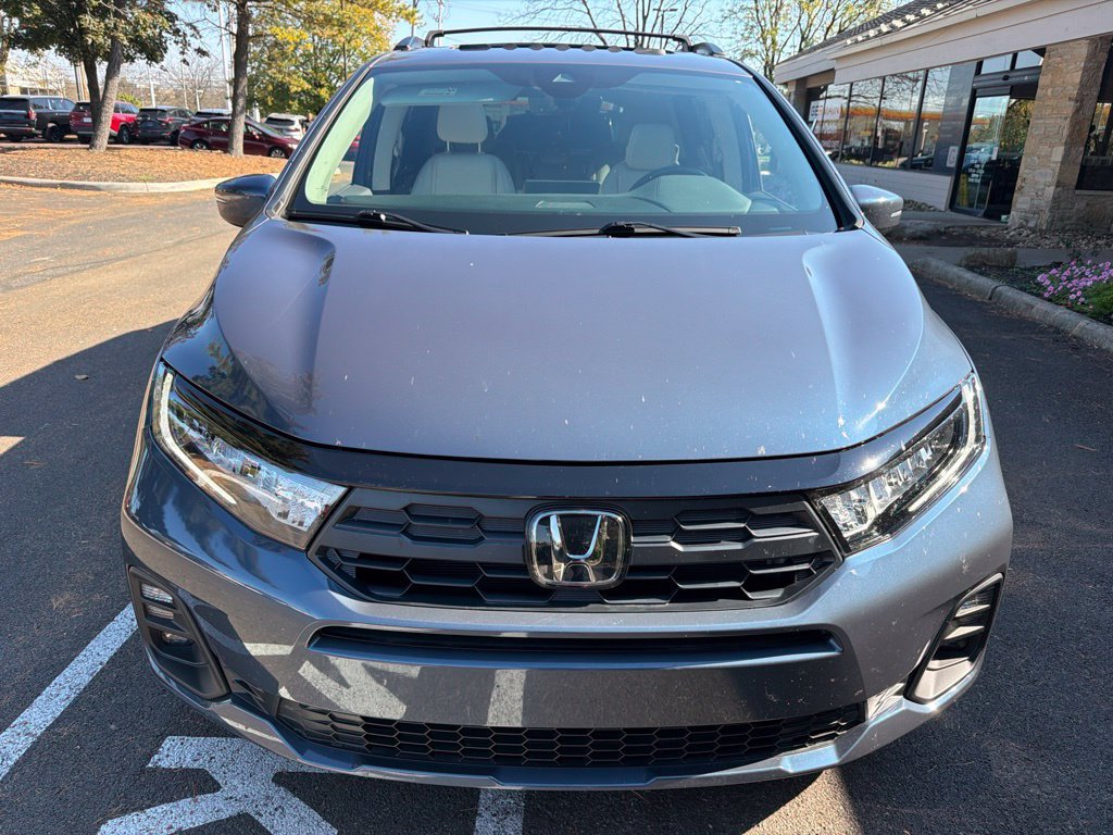 Used 2025 Honda Odyssey EX-L image 3