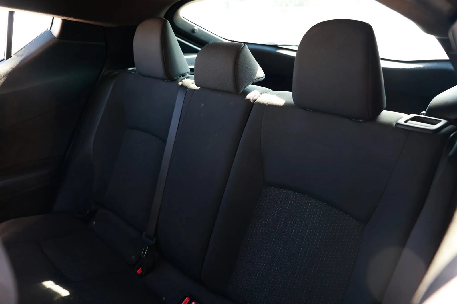 Used 2018 Toyota C-HR XLE FWD image 19