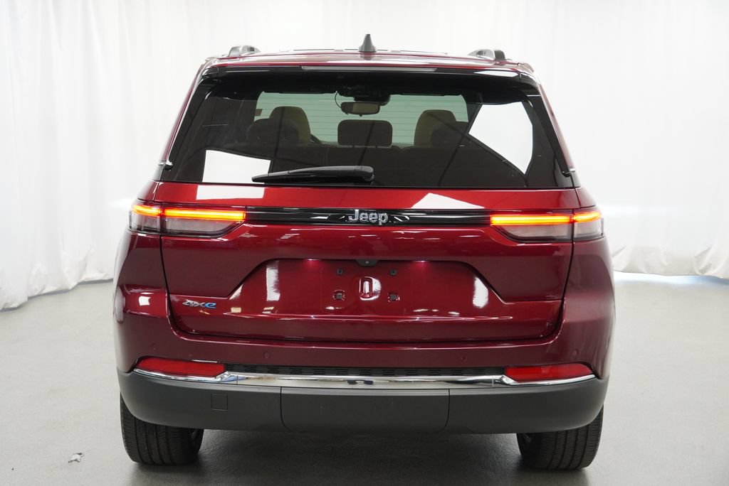 Certified 2022 Jeep Grand Cherokee Limited 4xe AWD/4WD image 11