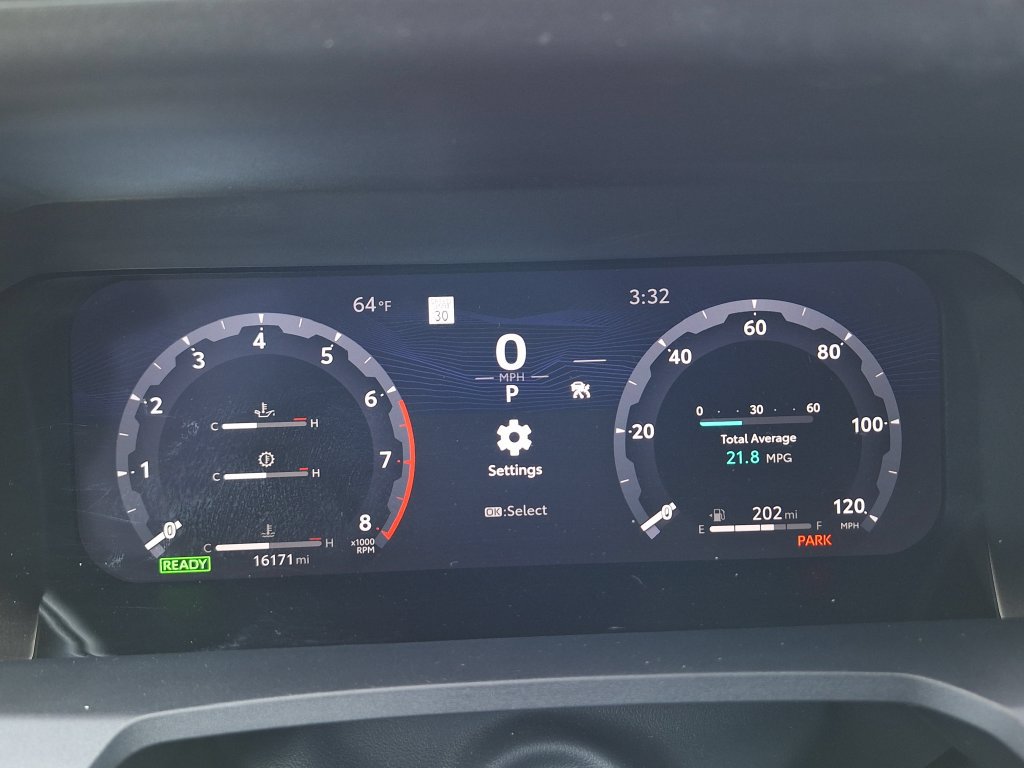 Used 2025 Toyota 4Runner Limited AWD/4WD image 18