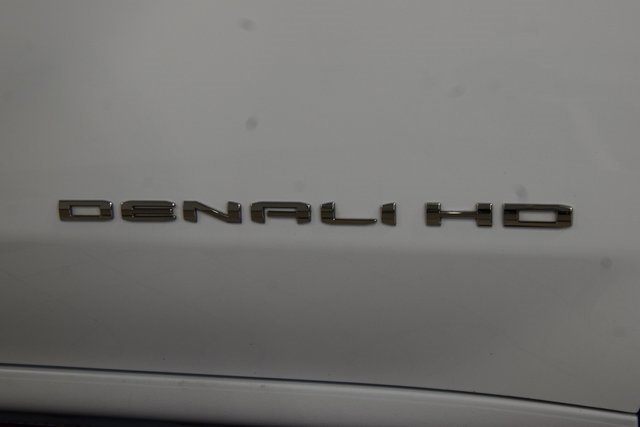 Used 2023 GMC Sierra 3500 Denali w/ Denali Ultimate Package image 15