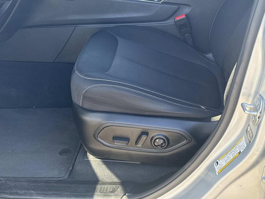 Used 2023 Jeep Grand Cherokee L Laredo w/ Luxury Tech Group I image 27