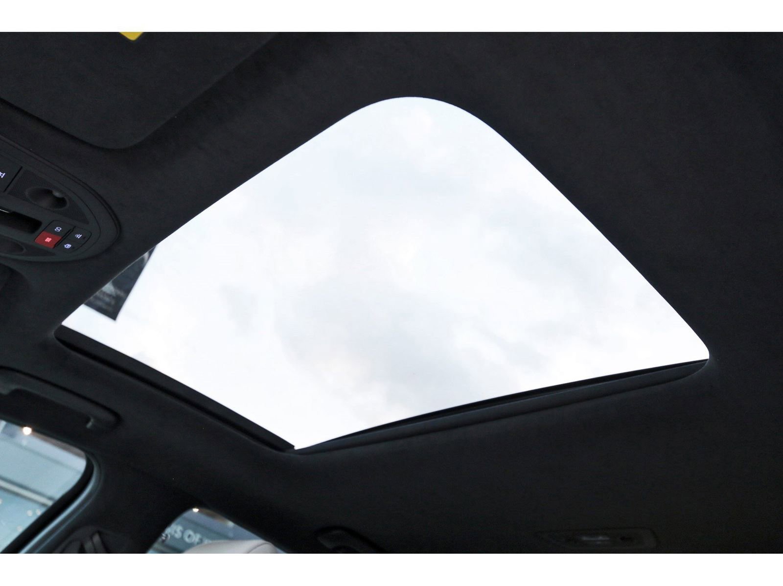 Used 2025 Genesis G70 3.3T Advanced w/ Sport Prestige Package image 31