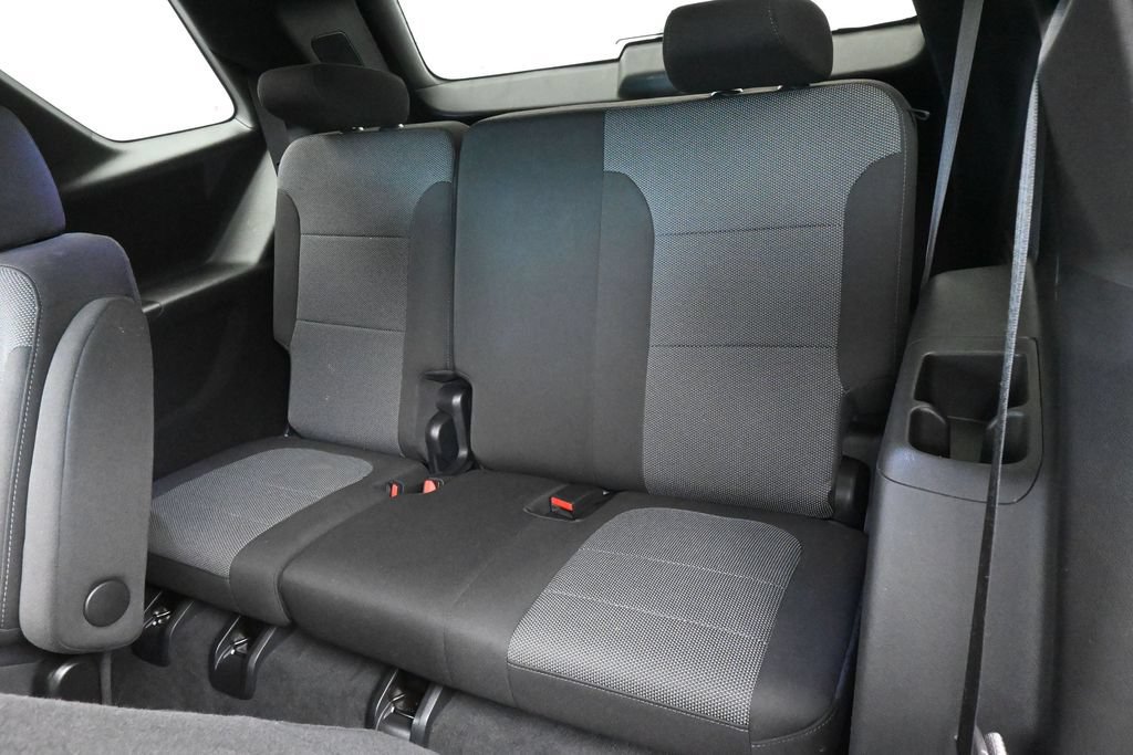 Used 2023 Chevrolet Traverse LT FWD image 32