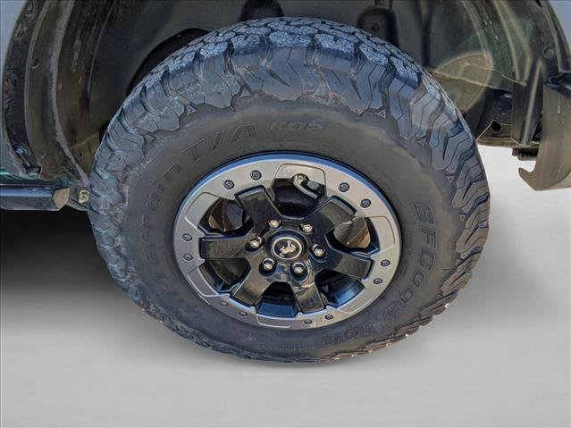 Used 2022 Ford Bronco Badlands image 9