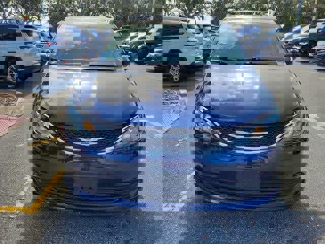 Used 2020 Chrysler Voyager Lxi FWD image 8