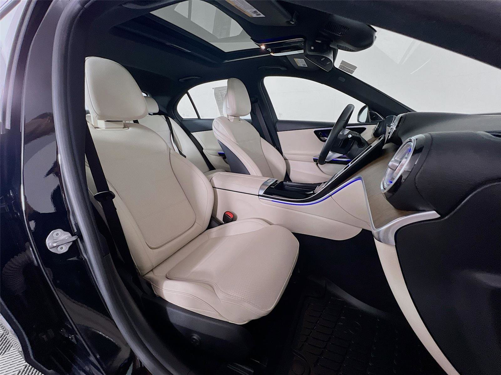 Certified 2022 Mercedes-Benz C 300 4MATIC Sedan image 27