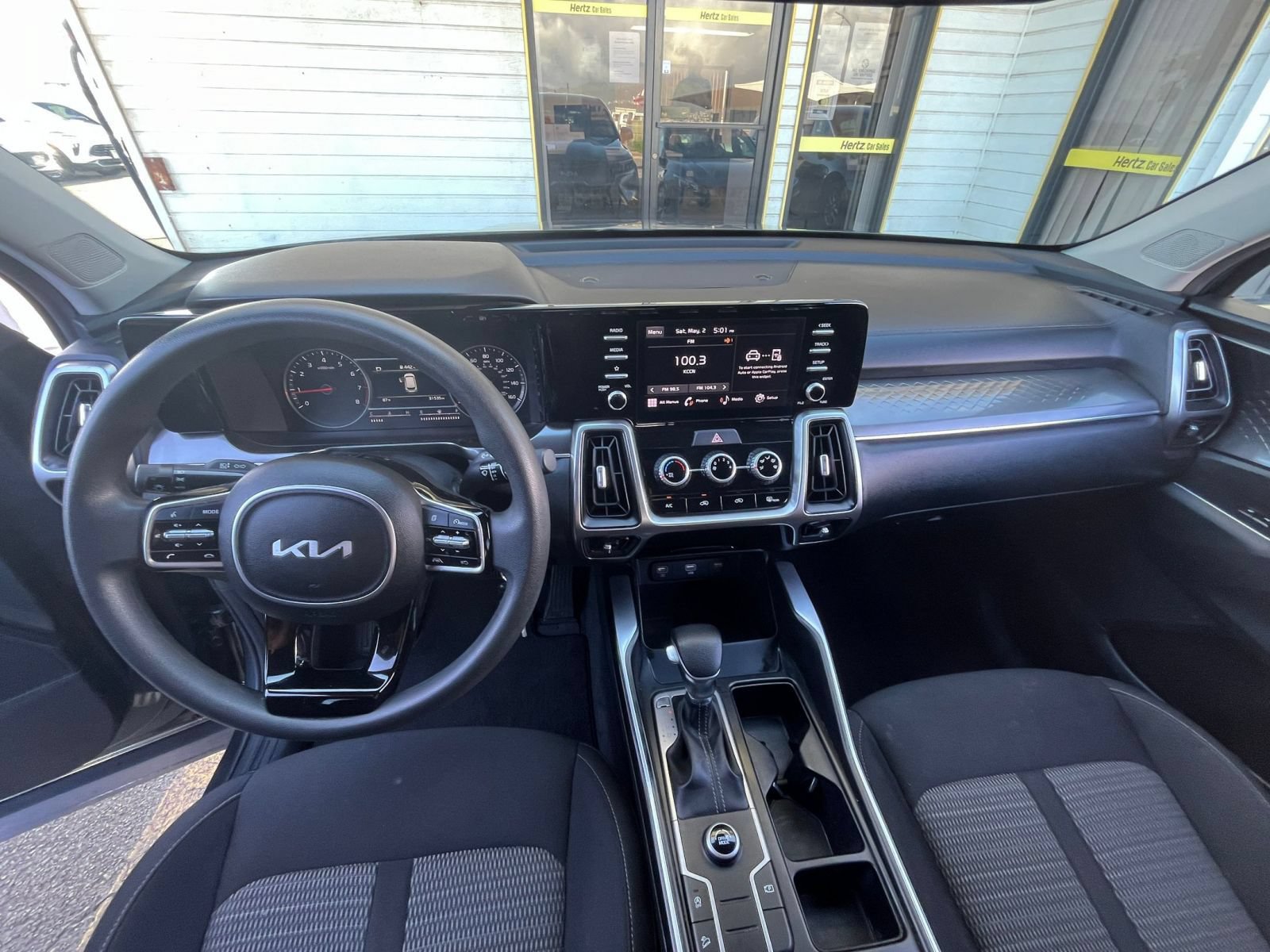 Used 2023 Kia Sorento LX FWD image 34