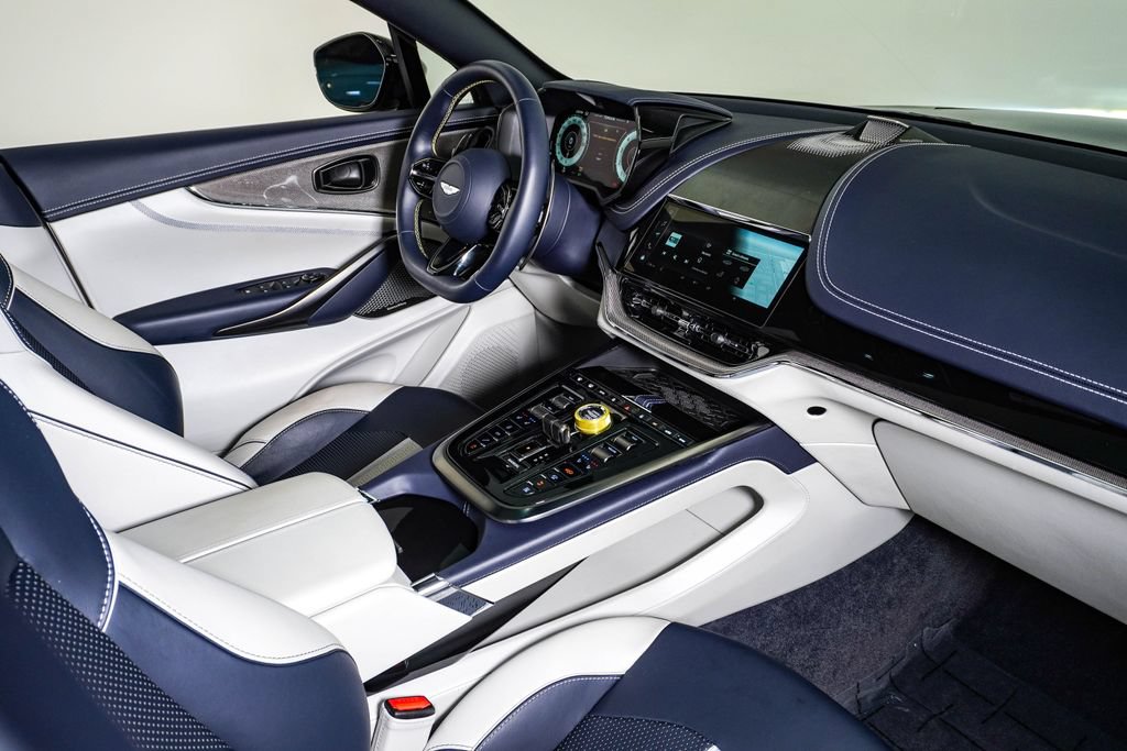 Used 2025 Aston Martin DBX 707 AWD/4WD image 17