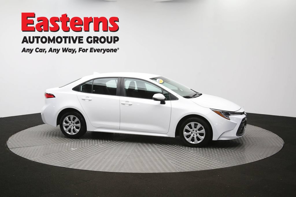 Used 2024 Toyota Corolla LE FWD image 45