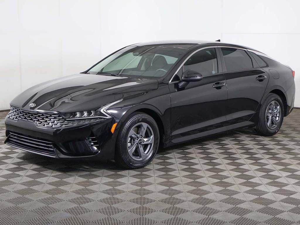 Used 2021 Kia K5 LX FWD image 6