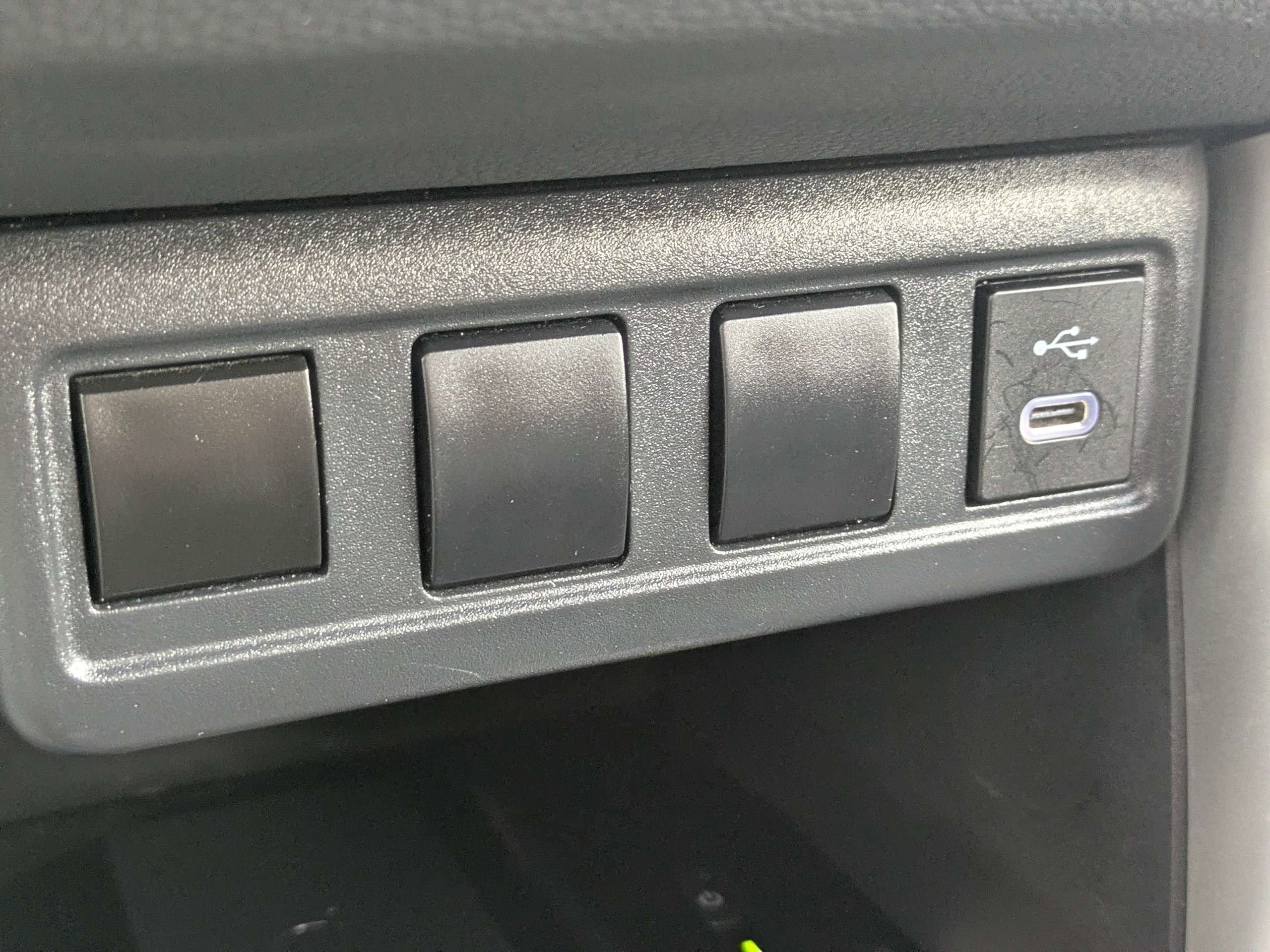 Used 2023 Toyota Corolla Cross LE FWD image 20