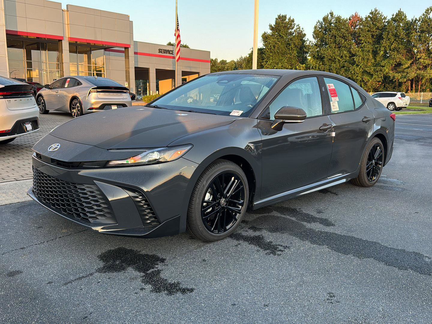New 2026 Toyota Camry SE image 2