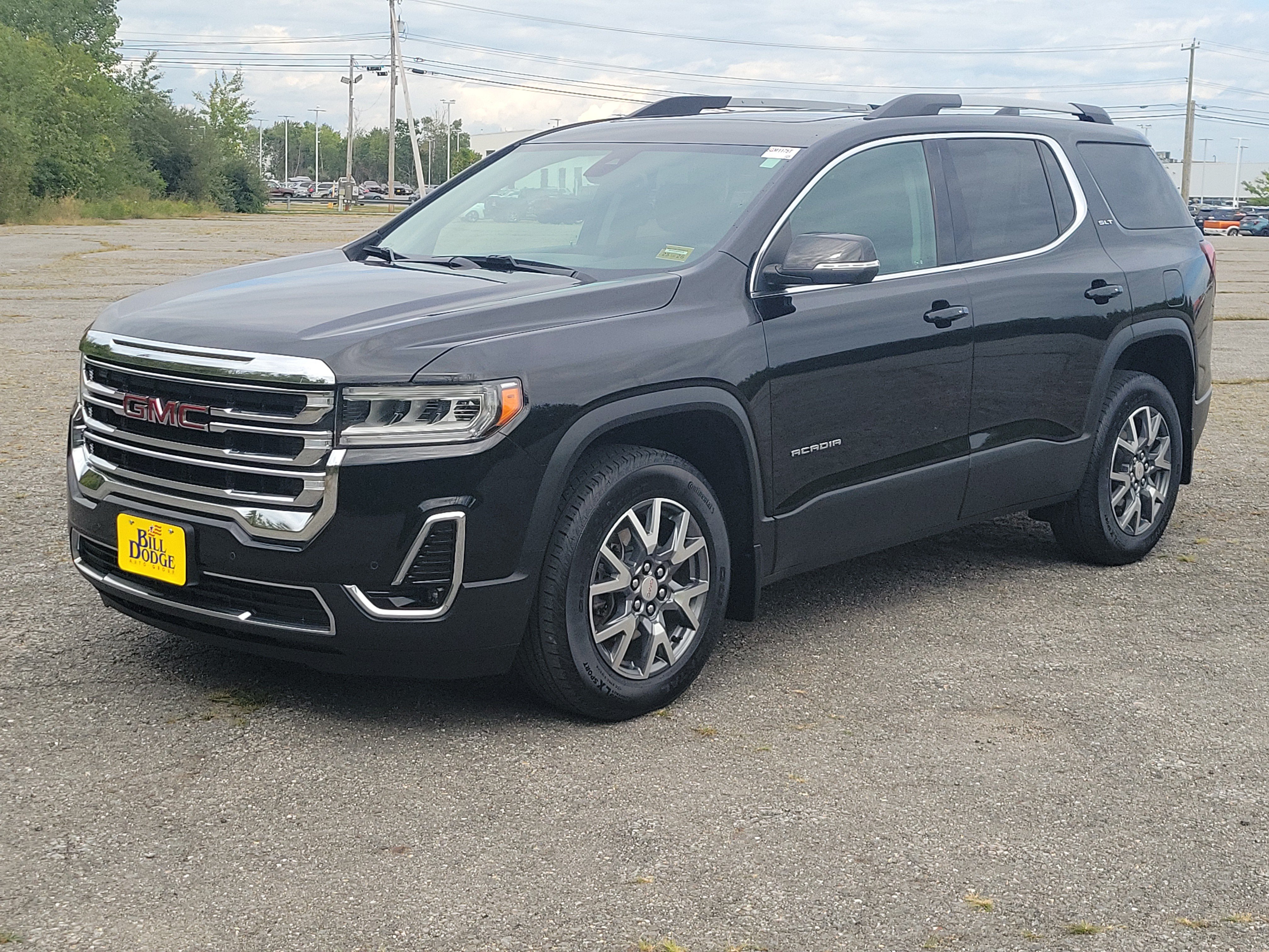 Used 2023 GMC Acadia SLT w/ Trailering Package