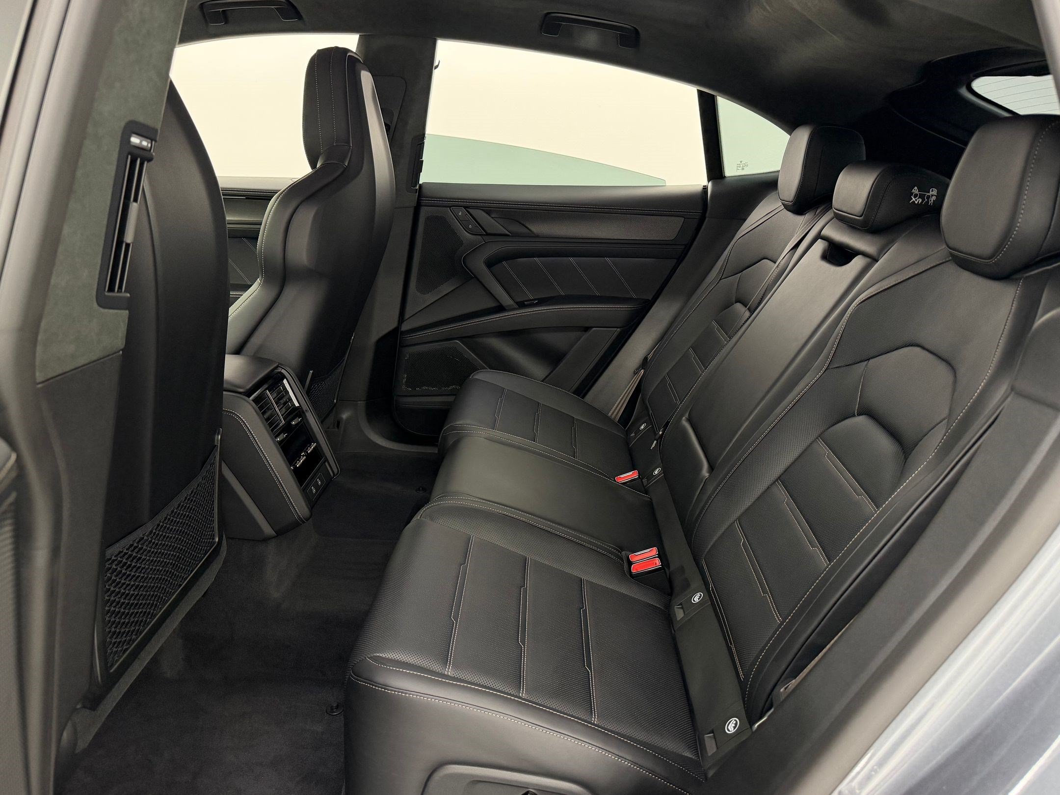 New 2026 Porsche Cayenne Turbo AWD/4WD image 22