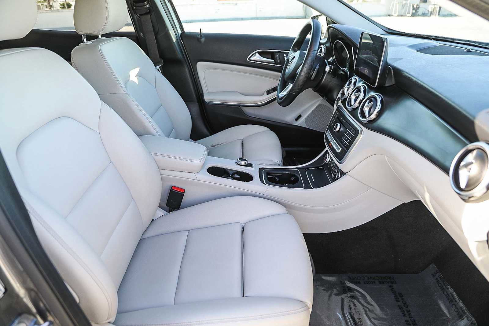 Used 2019 Mercedes-Benz GLA 250 image 16