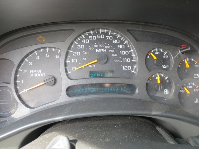 Used 2003 Chevrolet Suburban LS w/ LS Preferred Equipment Group image 15