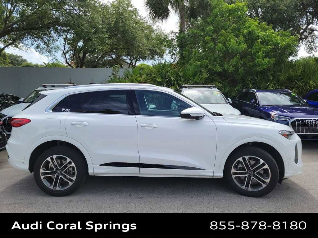 Used 2025 Audi Q5 Premium w/ Convenience Package AWD/4WD image 20