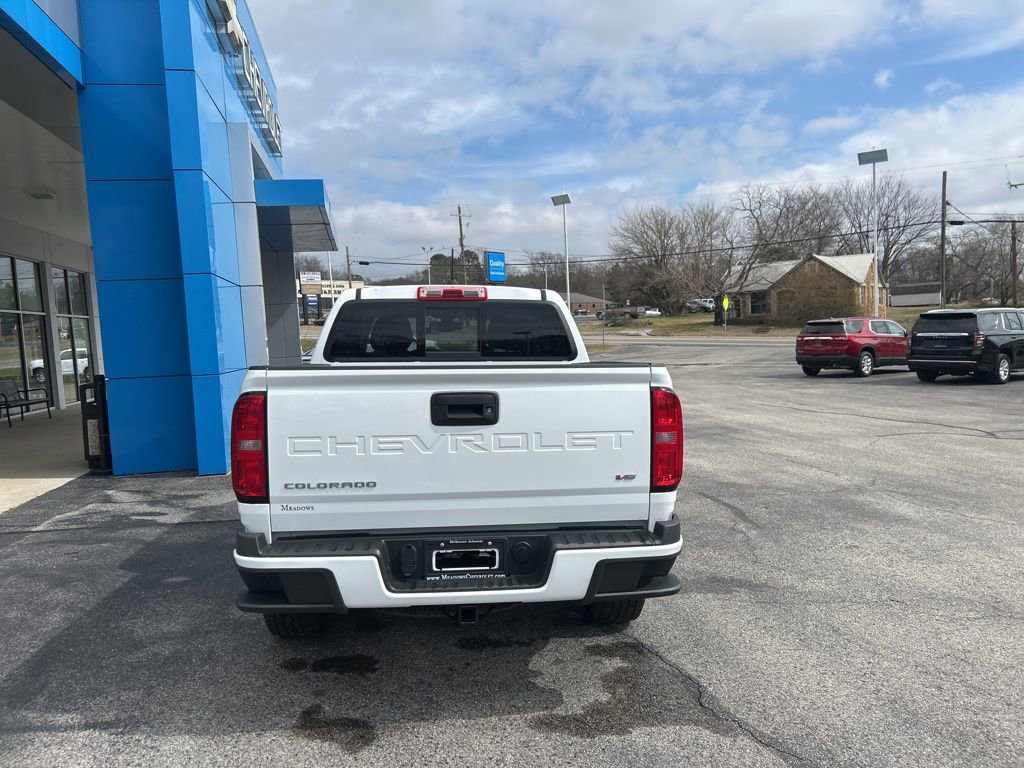 Used 2022 Chevrolet Colorado LT w/ LT Convenience Package image 4