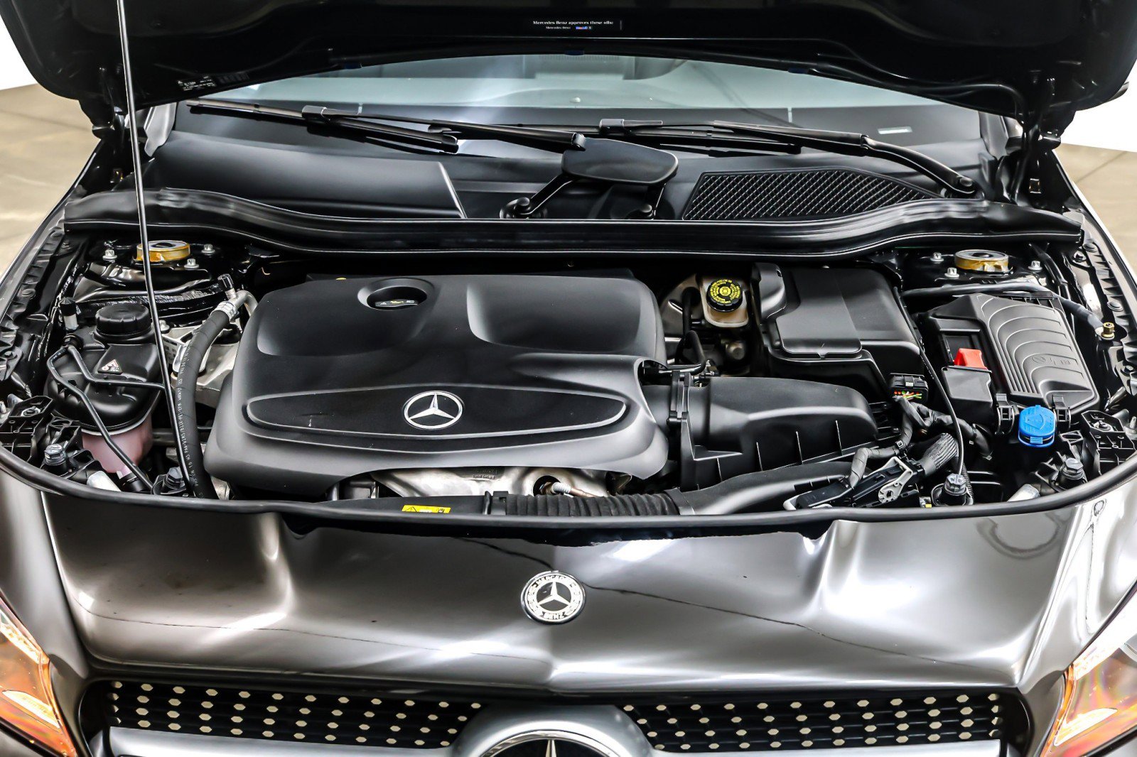 Used 2018 Mercedes-Benz CLA 250 image 11