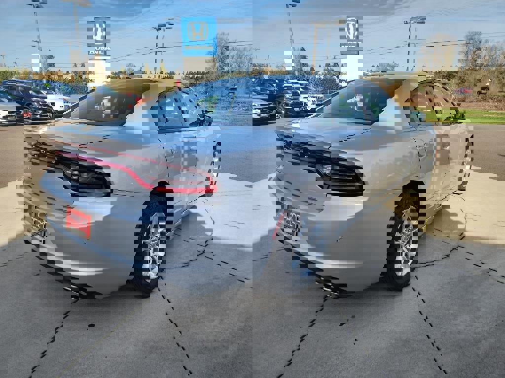 Used 2022 Dodge Charger SXT image 7
