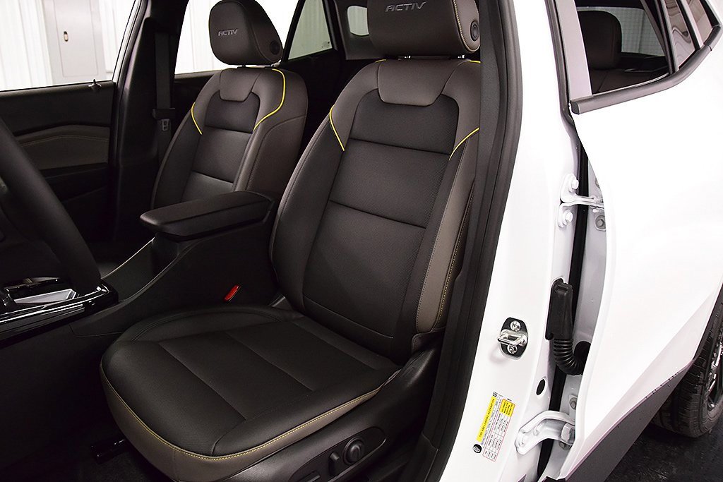 New 2025 Chevrolet Trax ACTIV image 26