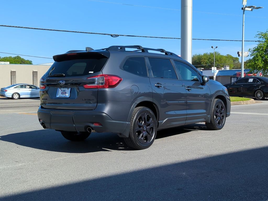 Used 2023 Subaru Ascent Onyx Edition image 7