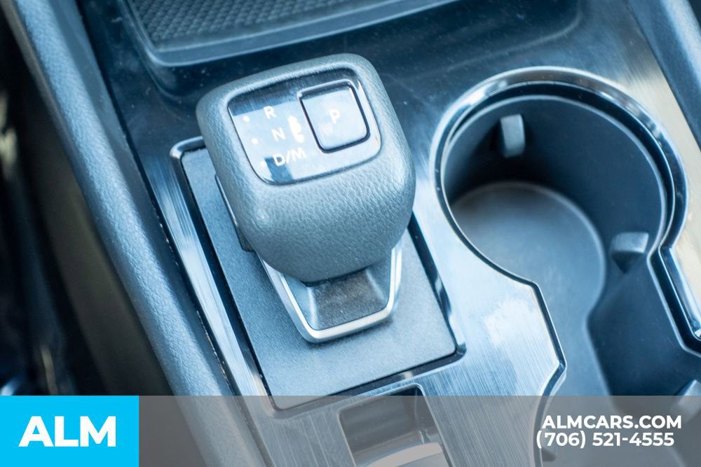 Used 2025 Nissan Rogue SV image 38