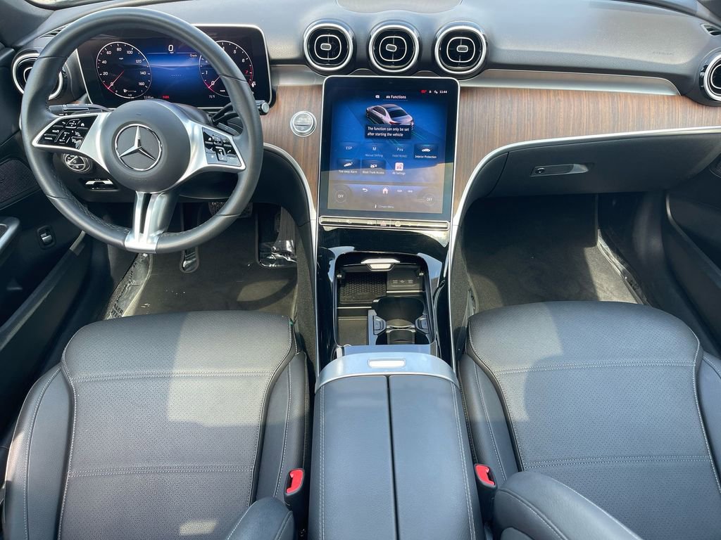 Used 2025 Mercedes-Benz C 300 Sedan image 13