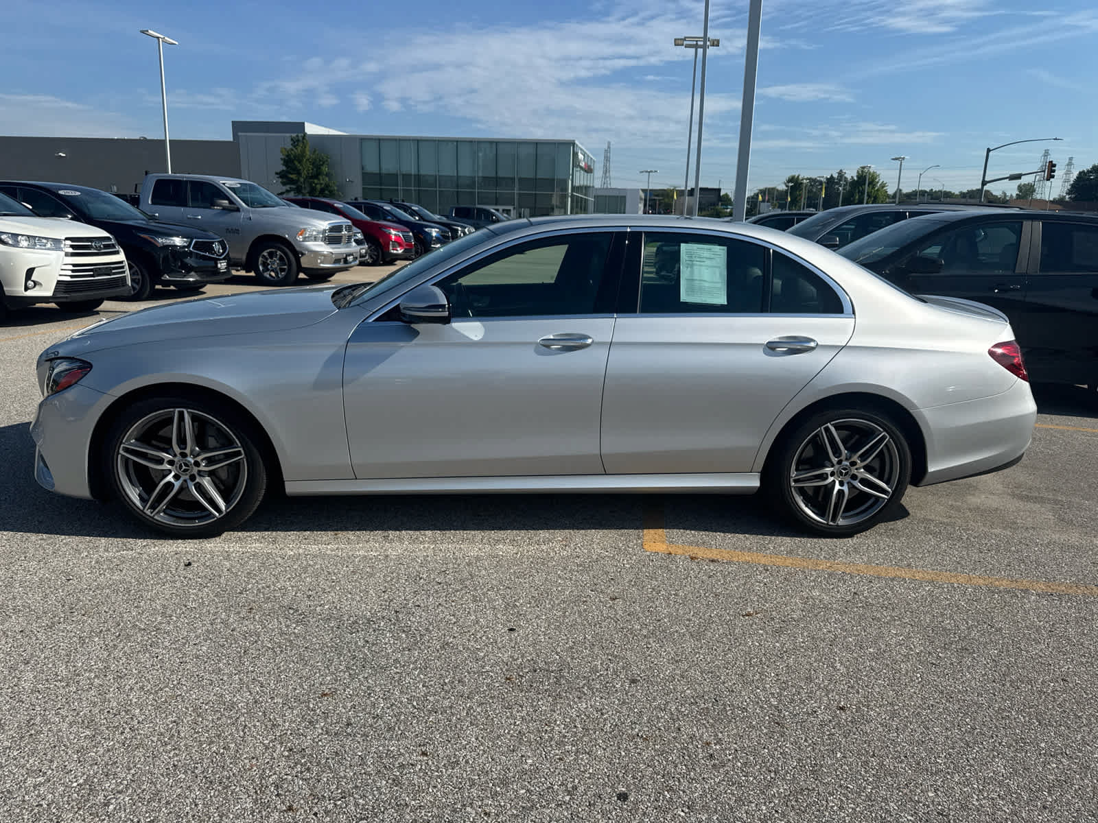 Used 2019 Mercedes-Benz E 450 4MATIC Sedan image 2