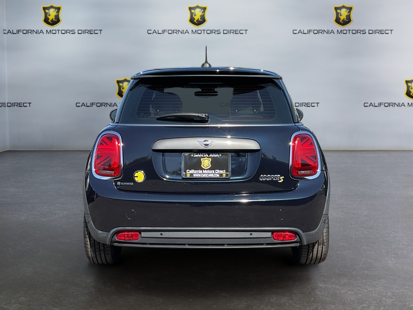 Used 2021 MINI Cooper SE w/ 8.8" Touchscreen Nav Package FWD image 6