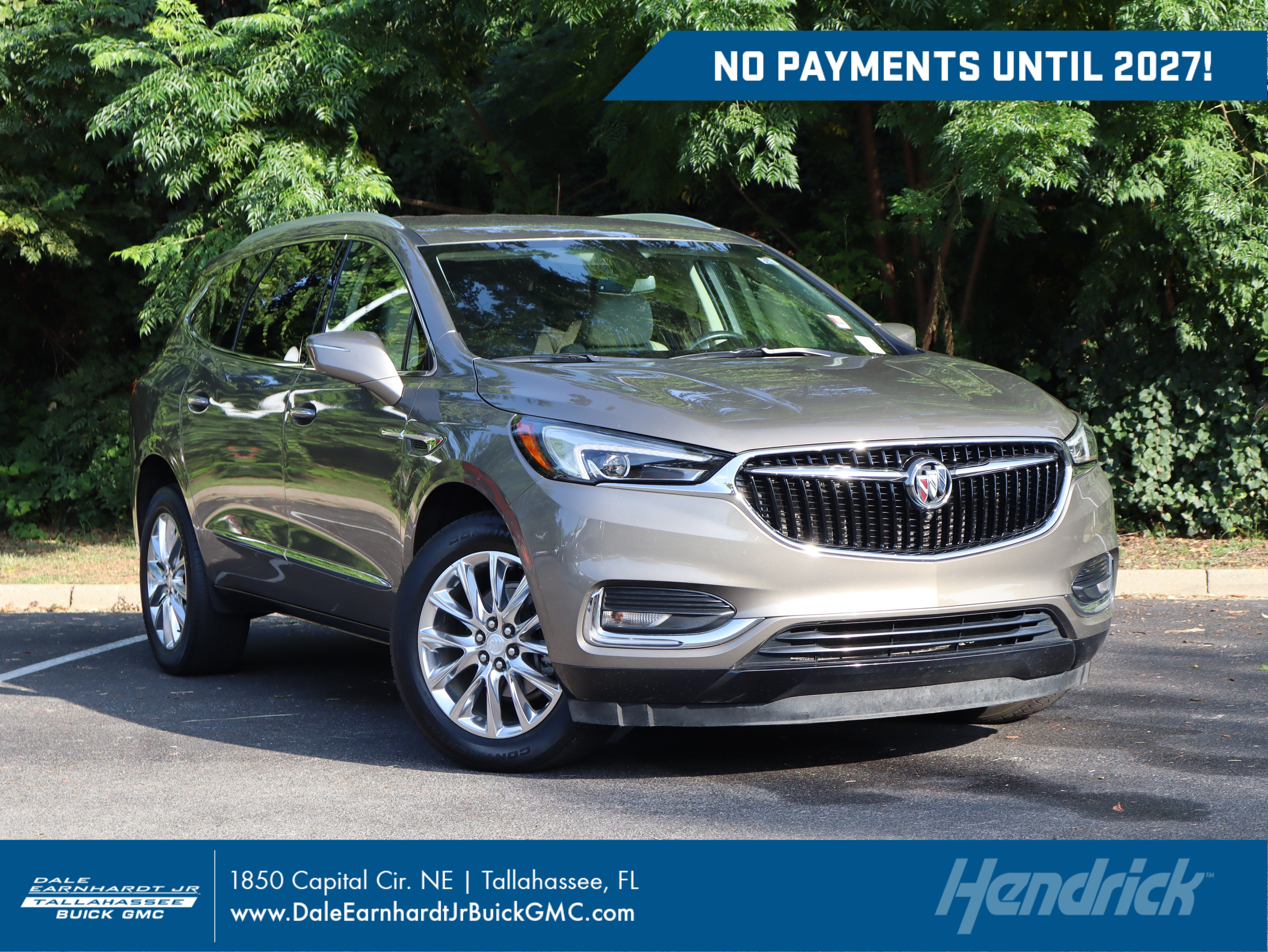 Used 2020 Buick Enclave Essence w/ Sound and Sites Package FWD image 1