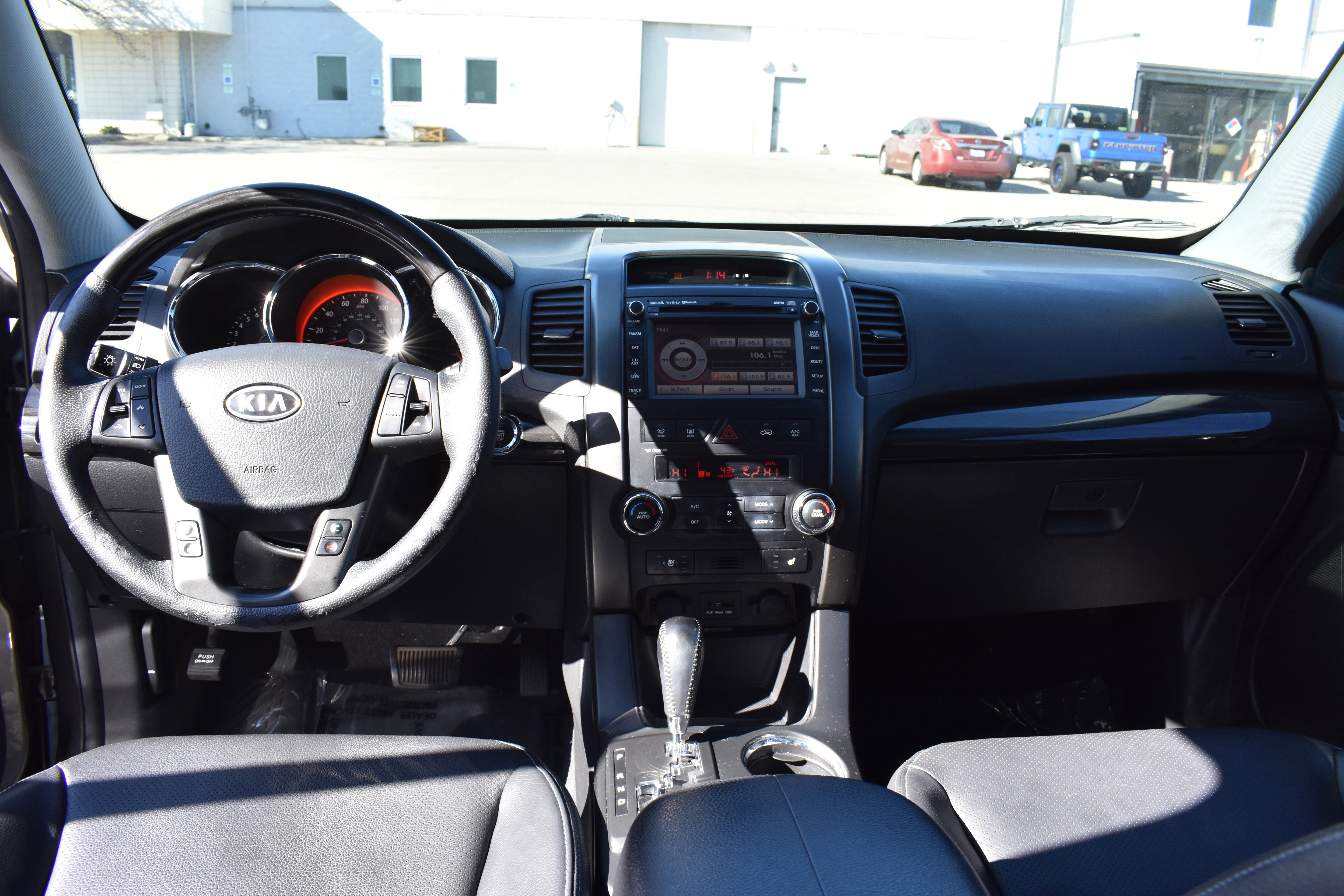 Used 2013 Kia Sorento SX w/ SX Premium Pkg image 35