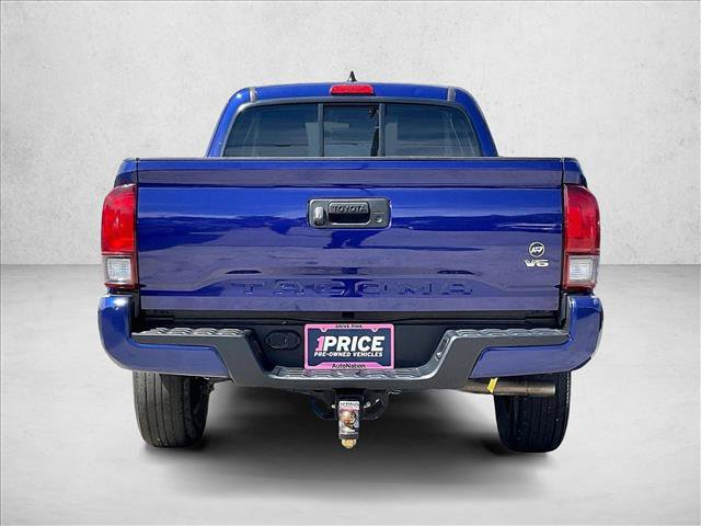 Used 2022 Toyota Tacoma SR5 w/ Technology Package RWD image 4