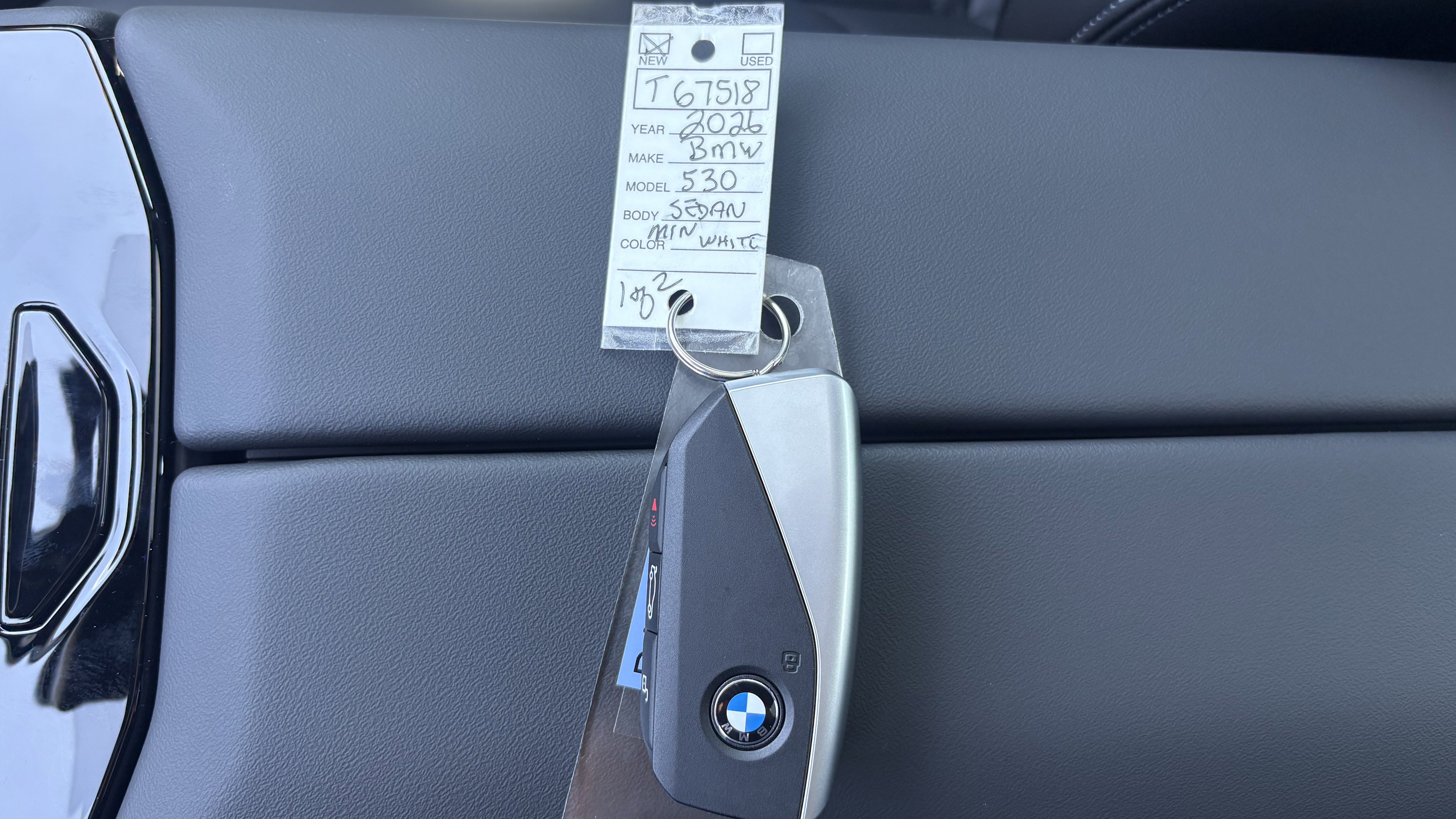 Used 2026 BMW 530i xDrive AWD/4WD image 34