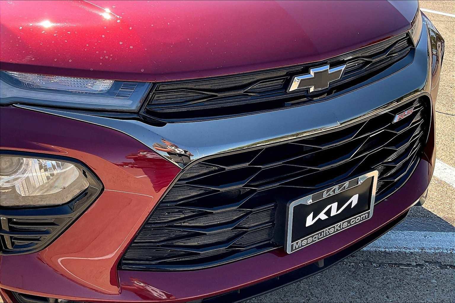 Used 2023 Chevrolet TrailBlazer RS w/ Sun and Liftgate Package image 33