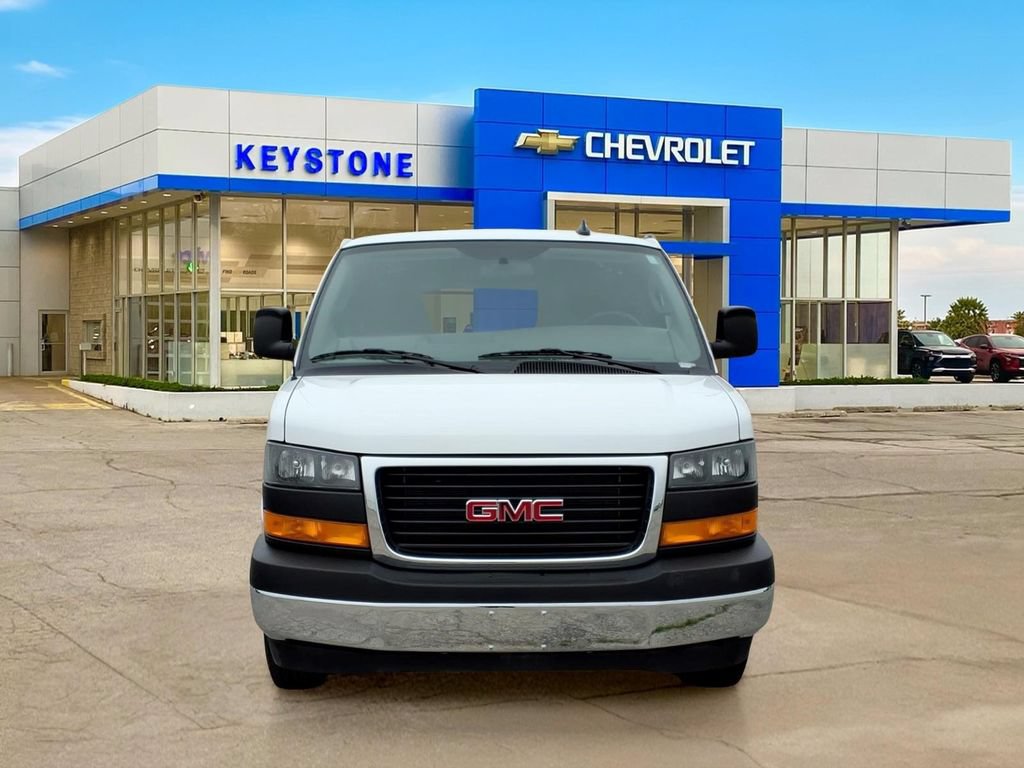 Used 2024 GMC Savana 2500 w/ Driver Convenience Package RWD image 2