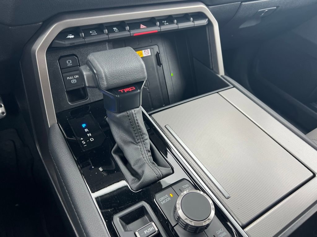 Used 2024 Toyota Sequoia Limited image 39