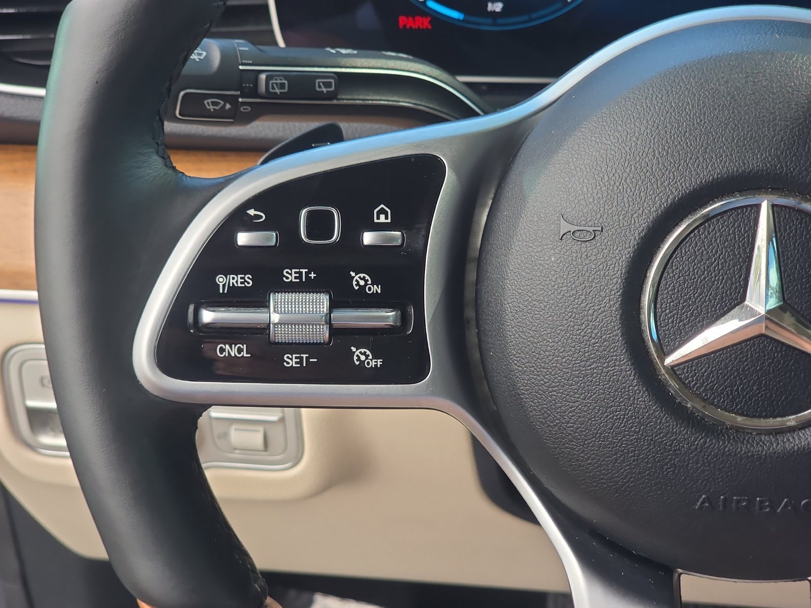 Used 2021 Mercedes-Benz GLE 350 image 23