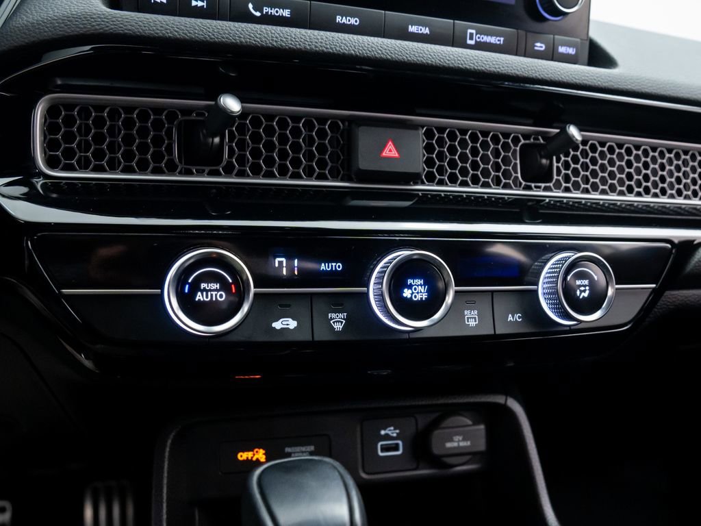 Used 2023 Honda Civic Sport image 18