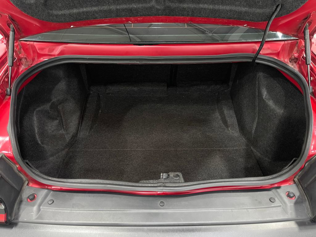 Used 2016 Dodge Challenger R/T Scat Pack w/ Leather Interior Group image 27