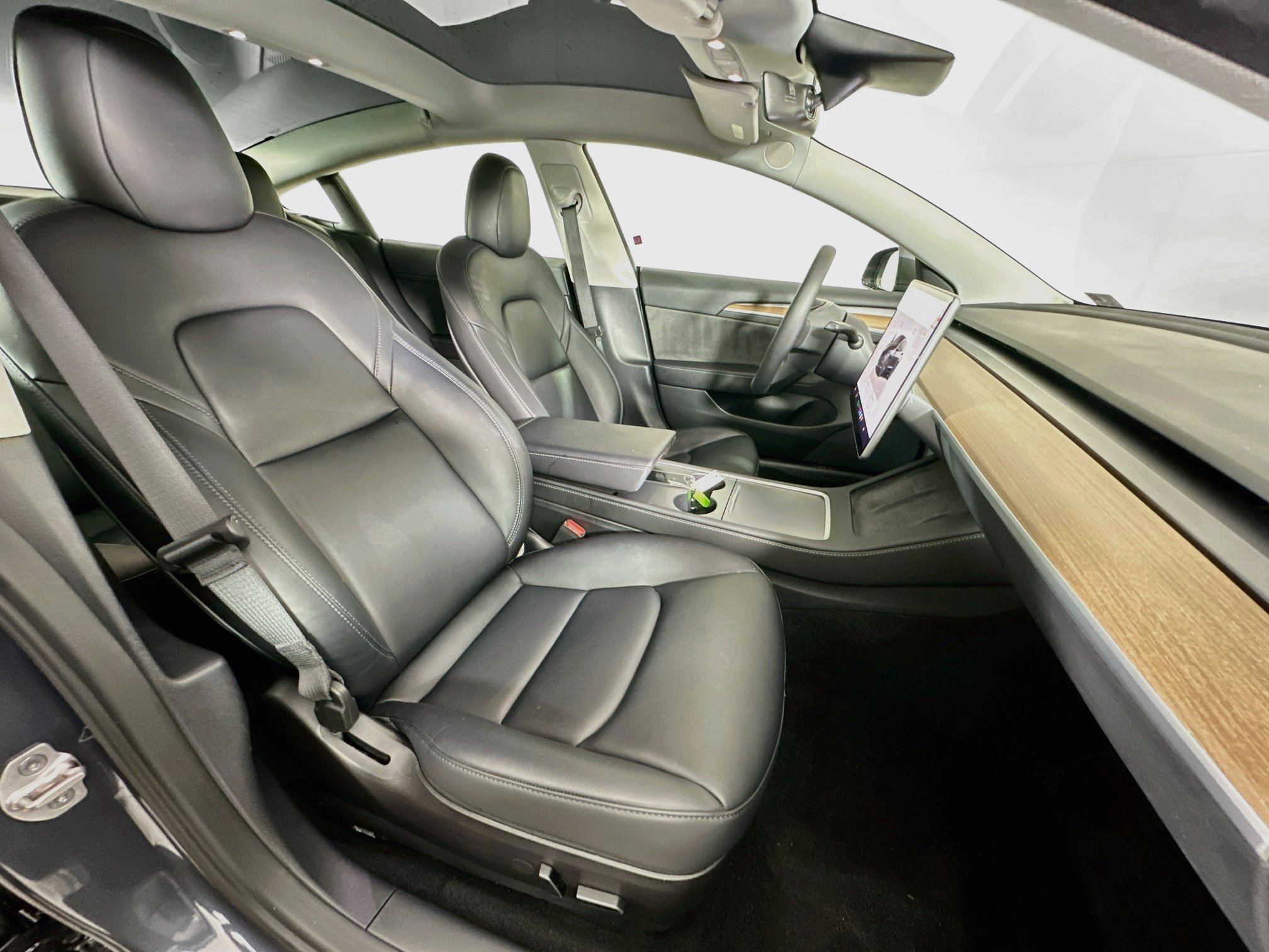 Used 2023 Tesla Model 3 Standard Range RWD image 30