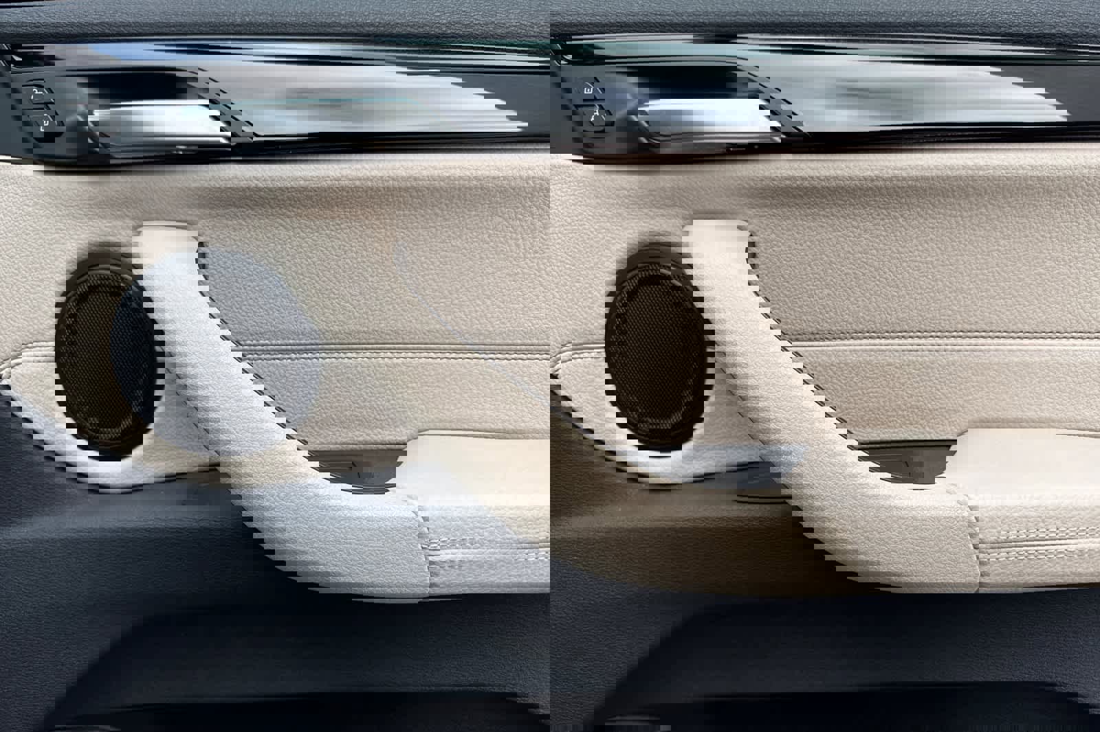 Used 2022 BMW X2 xDrive28i w/ Premium Package image 19