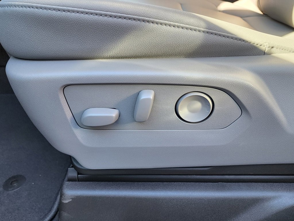 New 2026 GMC Sierra 1500 SLT w/ SLT Premium Plus Package image 19