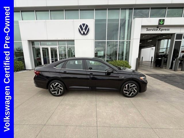 Used 2023 Volkswagen Jetta SEL FWD image 5