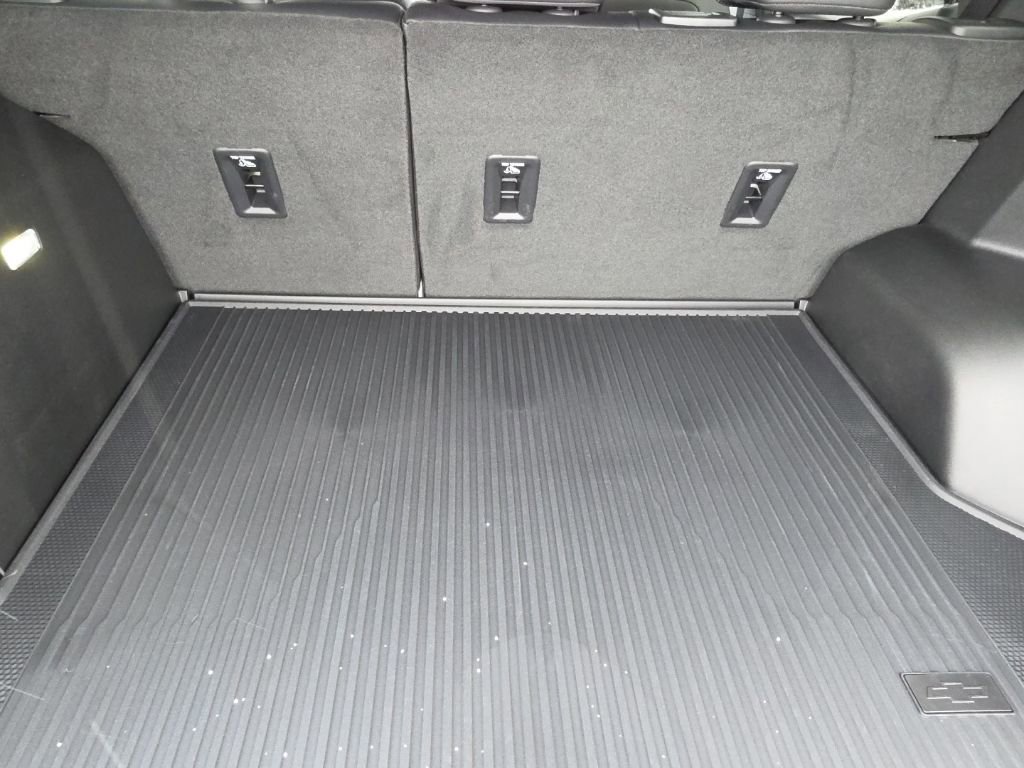Used 2026 Chevrolet Equinox LT w/ Convenience Package II image 24