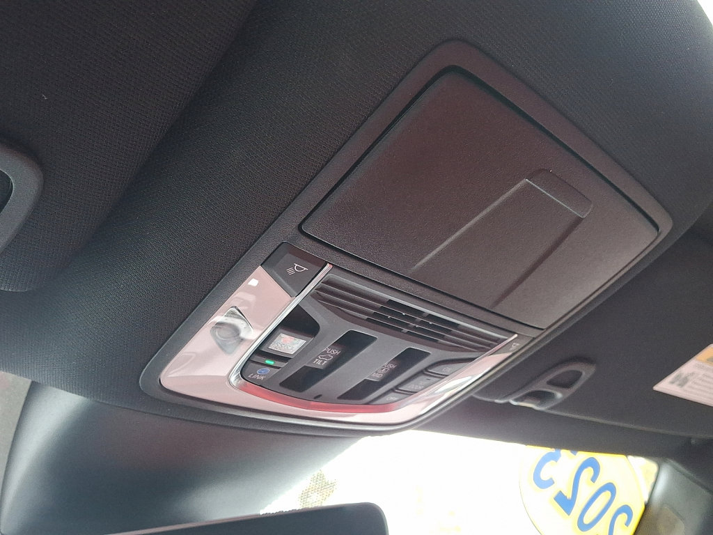 Used 2023 Acura MDX A-Spec image 32