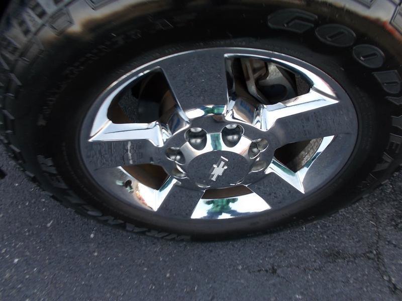 Used 2015 Chevrolet Silverado 2500 LT w/ LT Convenience Package image 20