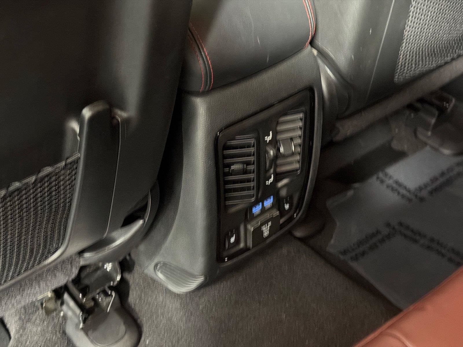 Used 2023 Dodge Durango GT RWD image 22