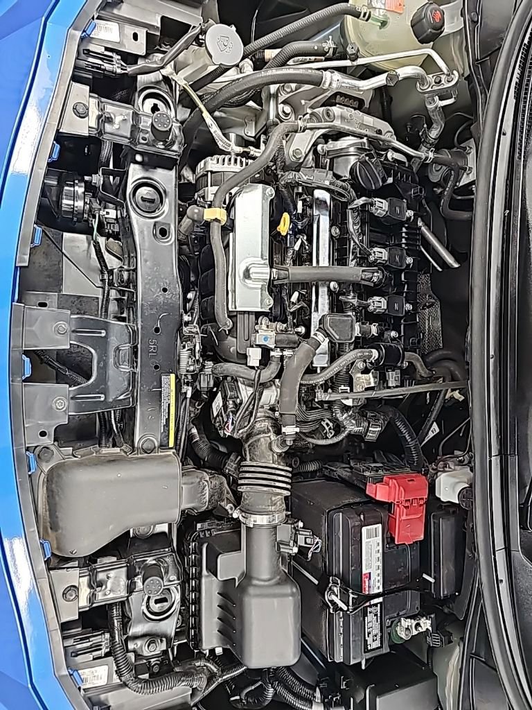 Used 2021 Nissan Versa SR image 33